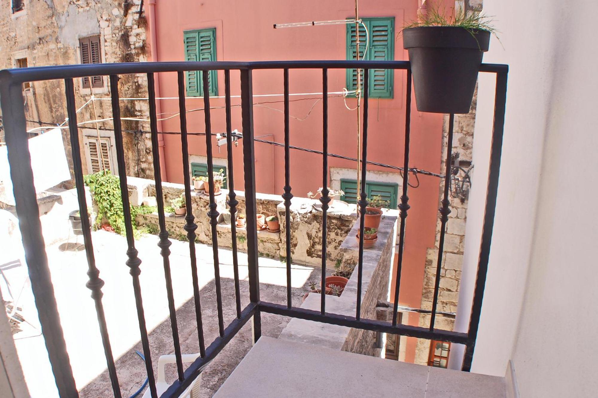 Duma Apartments Σίμπενικ Εξωτερικό φωτογραφία
